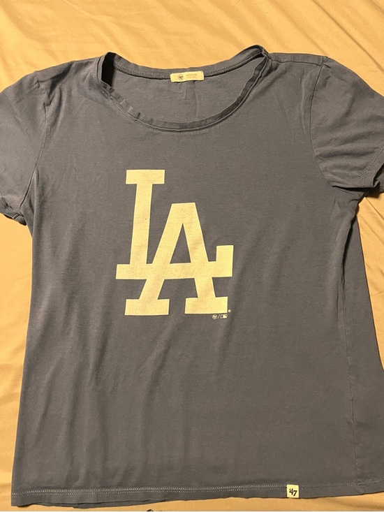 47 Tops - 47 Brand Slate Blue Women’s Tee with Cream Tag -Medium